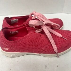 Skechers Go Step Lite Slip On Sneakers Womens Size 9 Pink